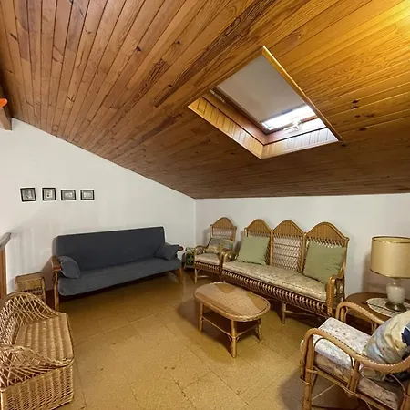 Charmante 3 A Pour 6 Personnes Avec Jardin Et Parking - Fr-1-379-59