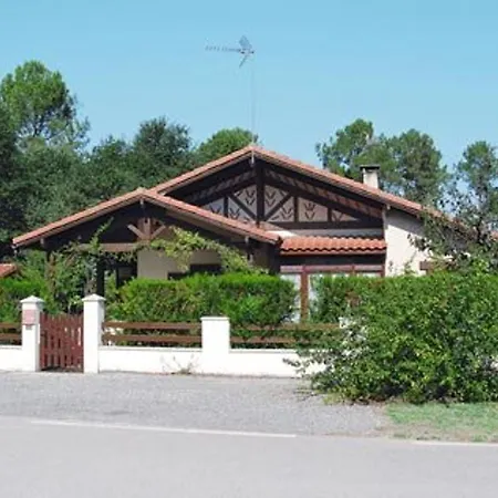 Charmante 3 A Pour 6 Personnes Avec Jardin Et Parking - Fr-1-379-59 Soustons