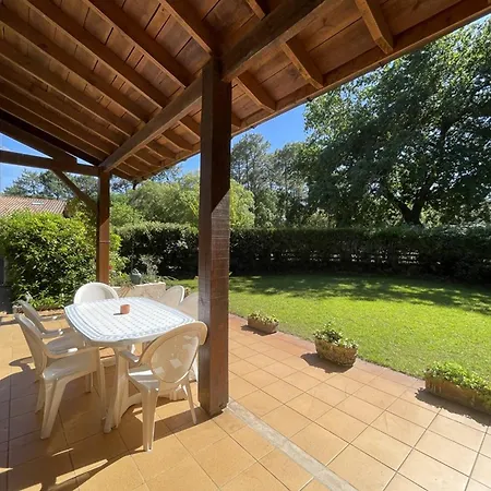 Villa Charmante 3 A Pour 6 Personnes Avec Jardin Et Parking - Fr-1-379-59