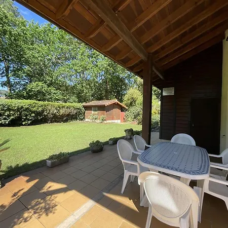 Charmante 3 A Pour 6 Personnes Avec Jardin Et Parking - Fr-1-379-59 Villa *