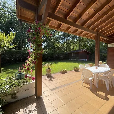 Villa Charmante 3 A Pour 6 Personnes Avec Jardin Et Parking - Fr-1-379-59 *