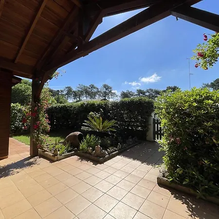Charmante 3 A Pour 6 Personnes Avec Jardin Et Parking - Fr-1-379-59 *